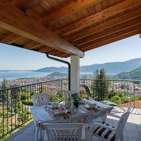 Panoramic'S Loft Verbania Exterior foto