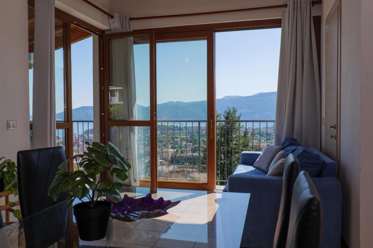 Panoramic'S Loft Verbania Exterior foto